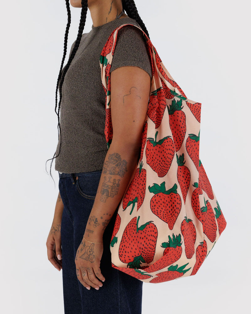 BAGGU Wholesale Reusable Bags Big Baggu - Strawberry