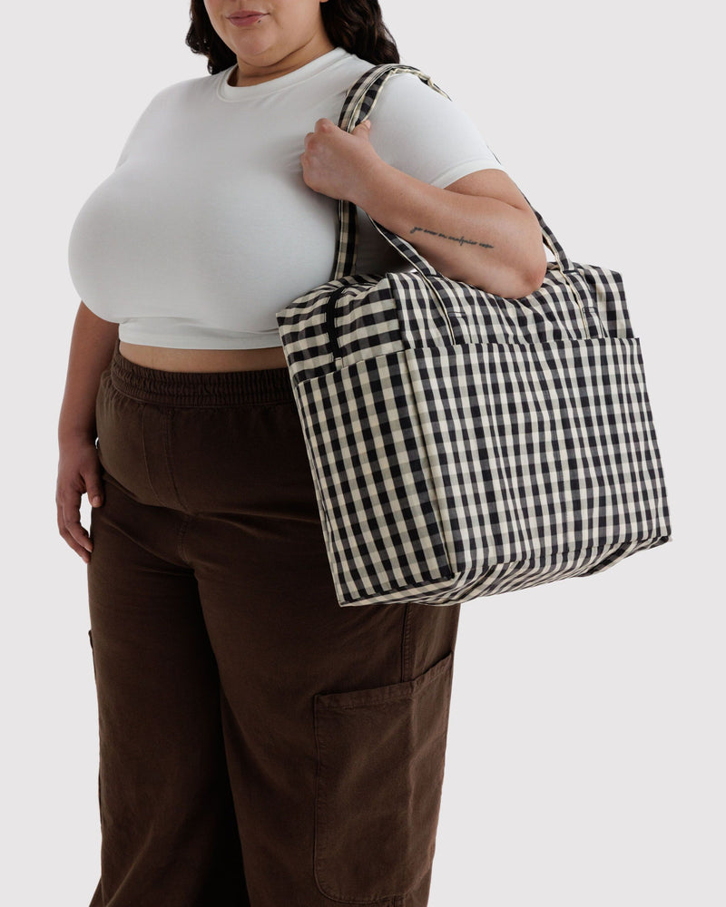 BAGGU Wholesale  Cloud Carry-on - Black and Cream Gingham