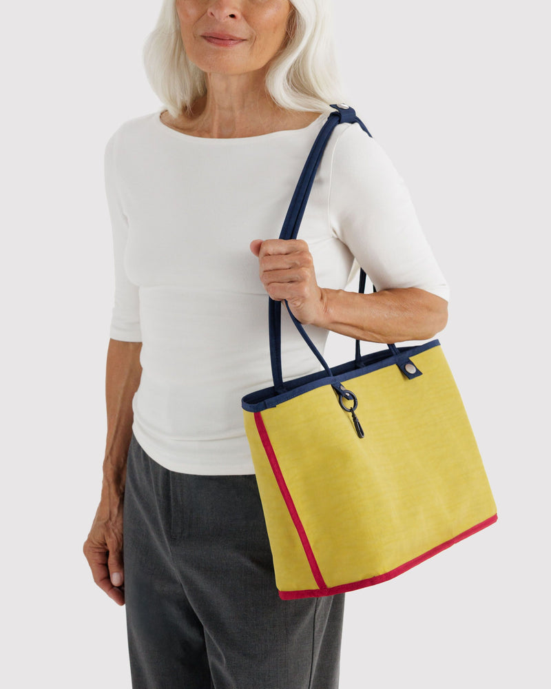 BAGGU Wholesale  Medium Nylon Reversible Tote - Navy Mix