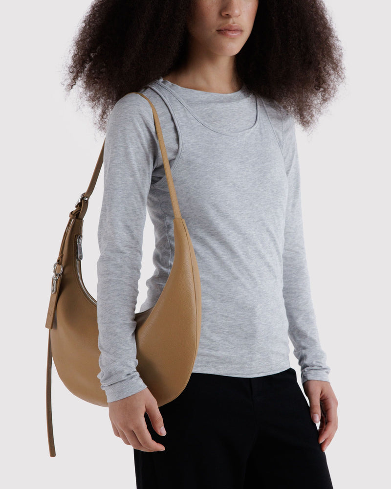 BAGGU Wholesale  Medium Recycled Leather Flat Crescent - Dune