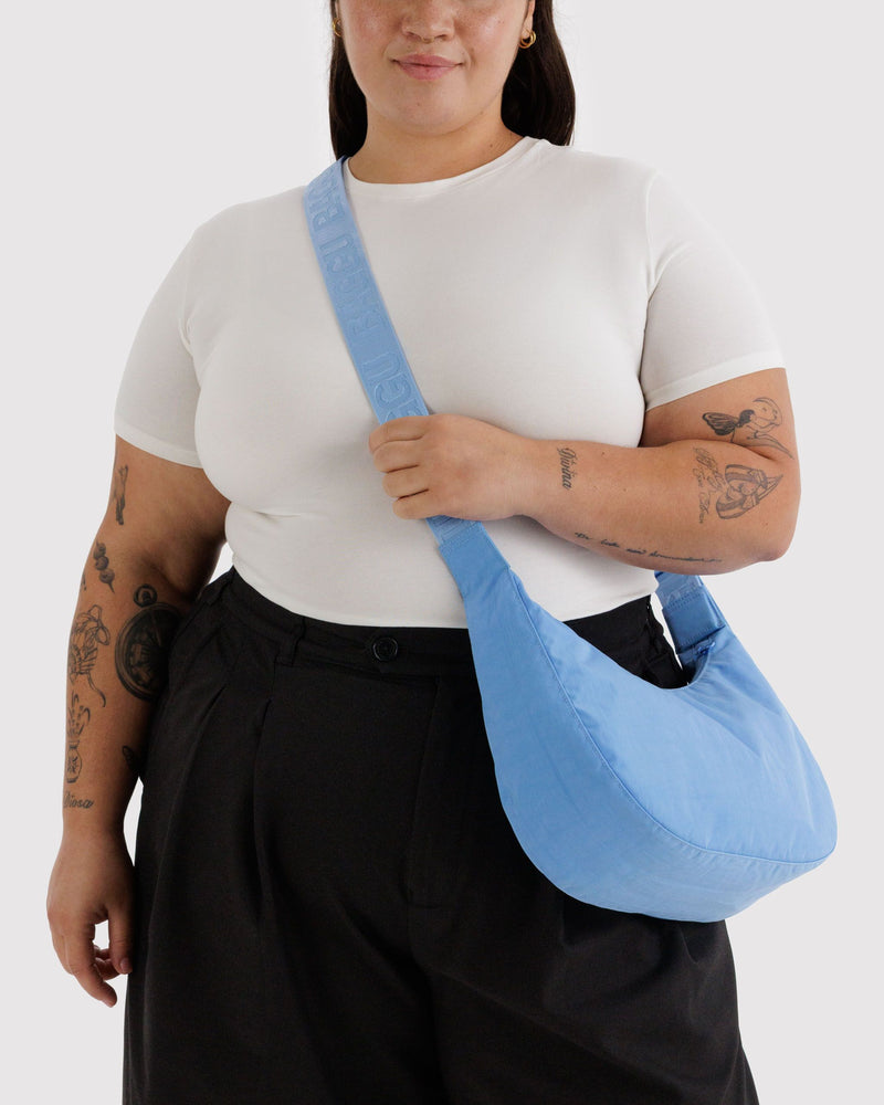 BAGGU Wholesale Shop All Medium Nylon Crescent Bag - Piscine