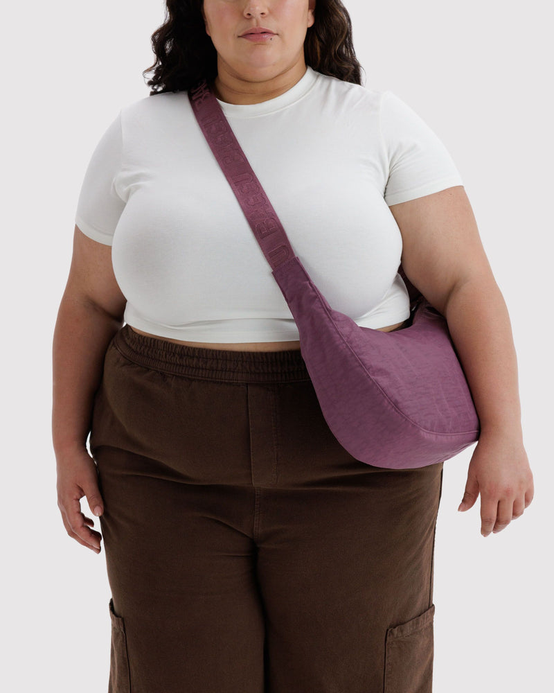 BAGGU Wholesale  Medium Nylon Crescent Bag - Wild Plum