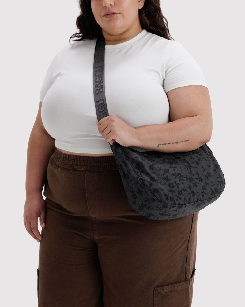 BAGGU Wholesale  Medium Nylon Crescent Bag - Charcoal Ditsy Floral