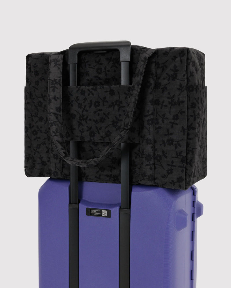 BAGGU Wholesale  Cloud Carry-on - Charcoal Ditsy Floral