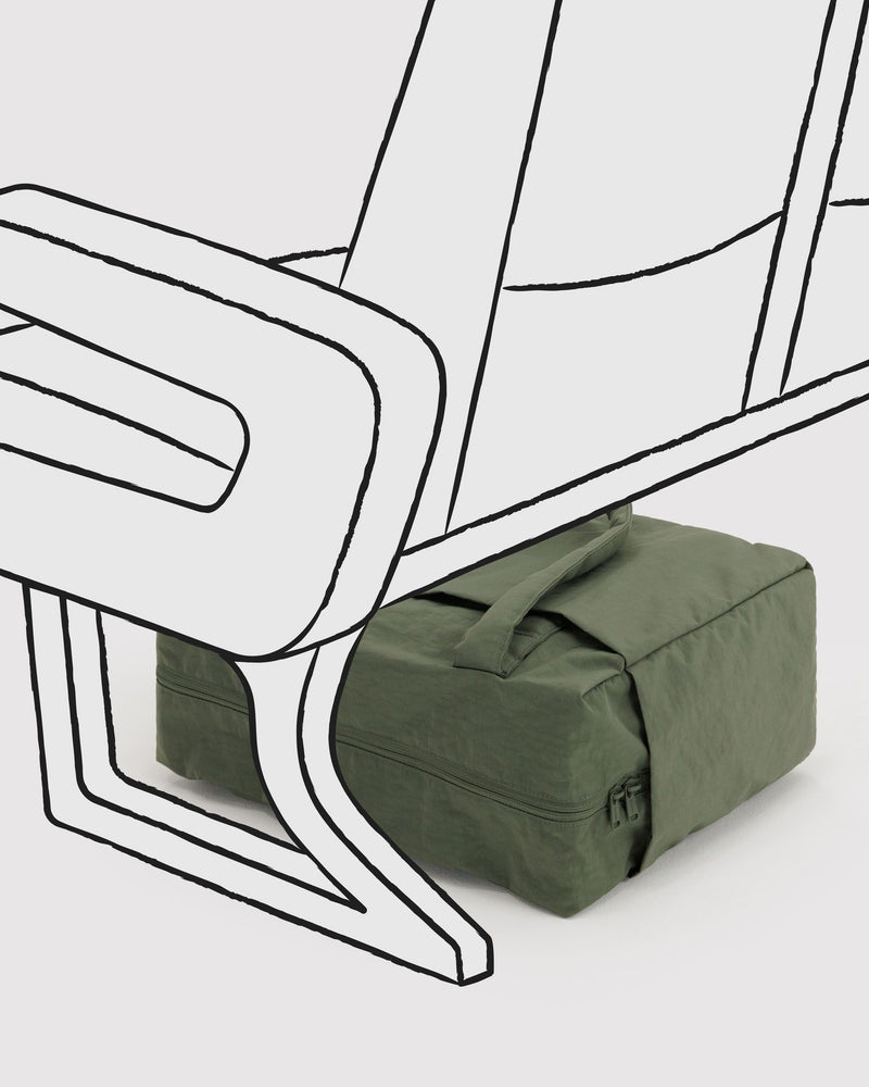 BAGGU Wholesale  Small Cloud Carry-On - Caper