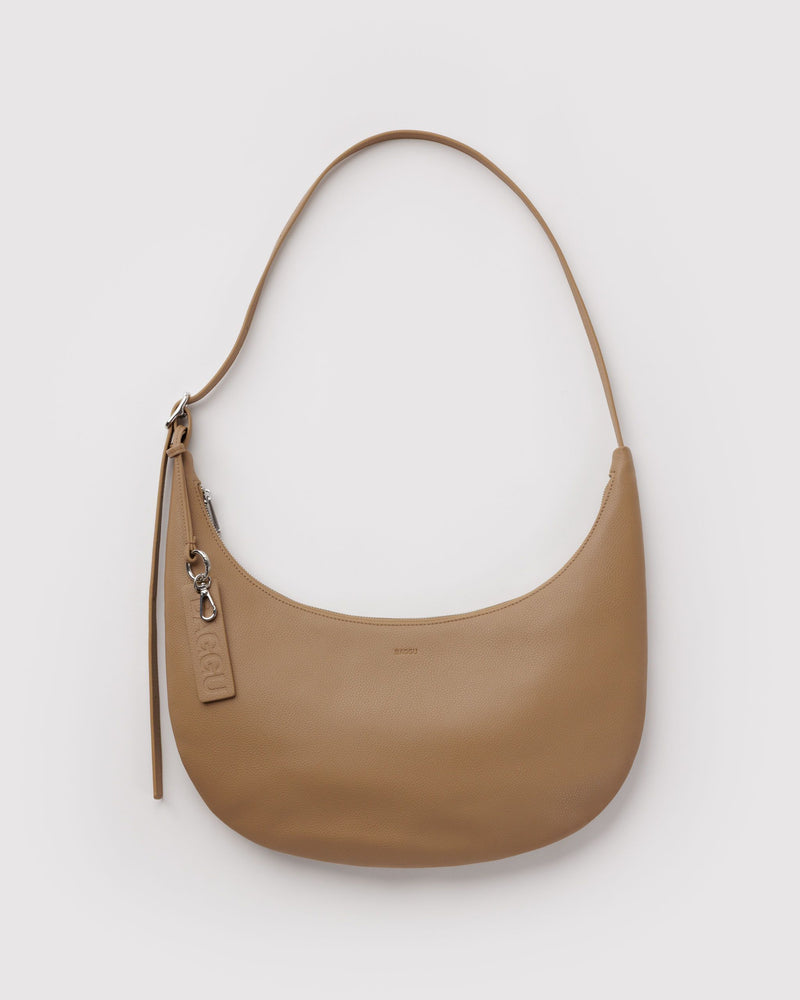 BAGGU Wholesale  Medium Recycled Leather Flat Crescent - Dune
