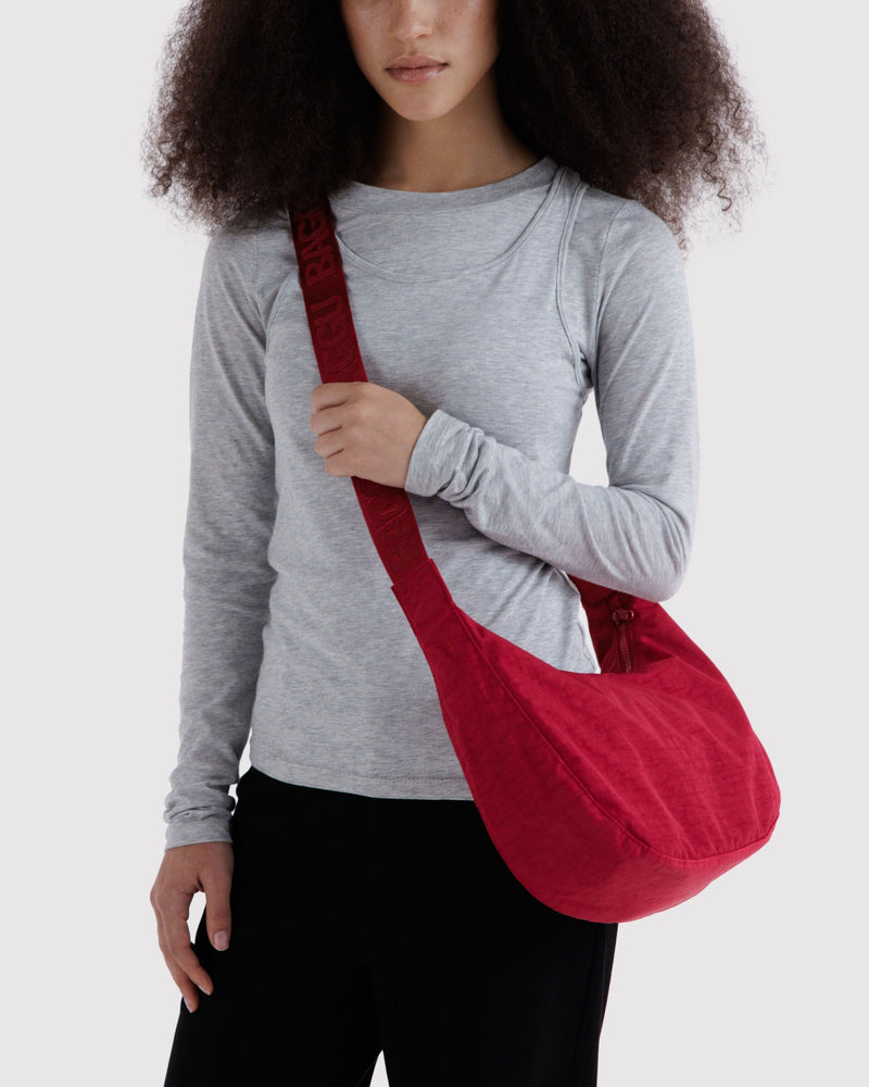BAGGU Wholesale  Medium Nylon Crescent Bag - Cherry
