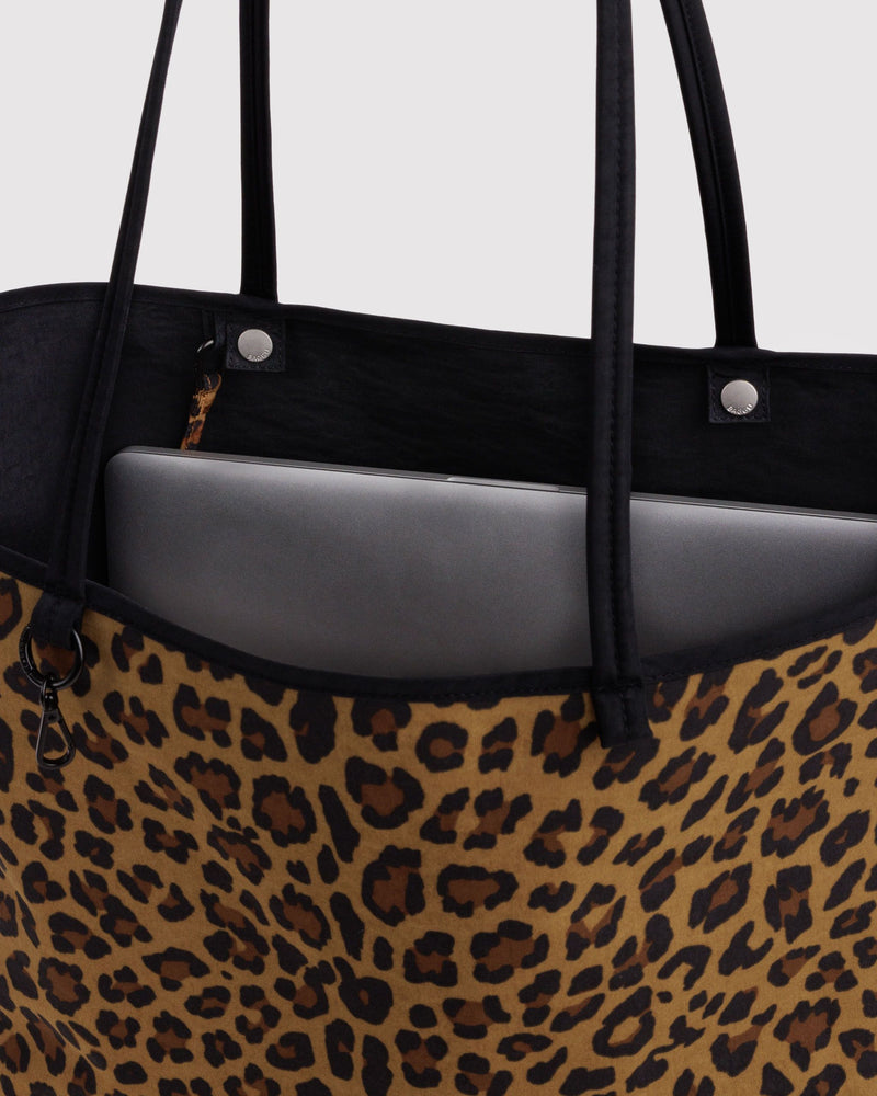 BAGGU Wholesale  Large Nylon Reversible Tote - Leopard Mix