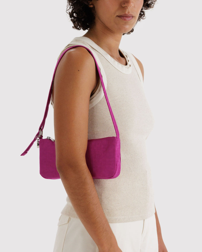 BAGGU Wholesale  Nylon Pochette - Deep Fuchsia